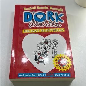 Dork Diaries: Holiday Heartbreak Book